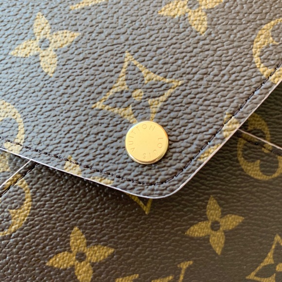 ❗️SOLD❗️LV large Kirigami pochette with box - Picture 4 of 12